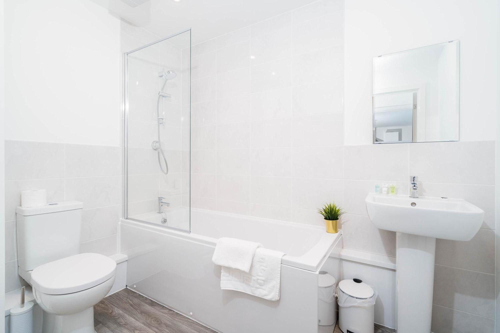 Luxury Apartment - Twin Beds - Selly Oak - Off-Street Parking - Free Netflix & Wifi - Top Rated 9Cc Бирмингем Экстерьер фото